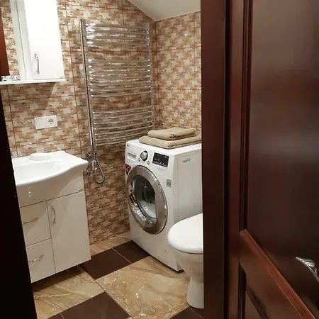 Apartment Zveryno